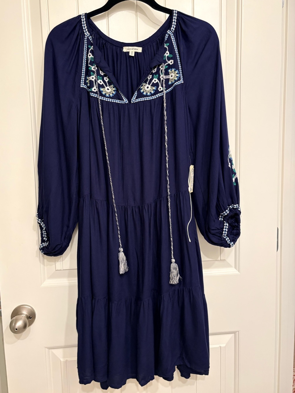 Max Studio Navy Blue Floral Embroidered Tassel Tiered Boho Dress Size Small NWT